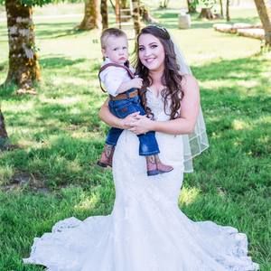 Meet your Posher, Sierra